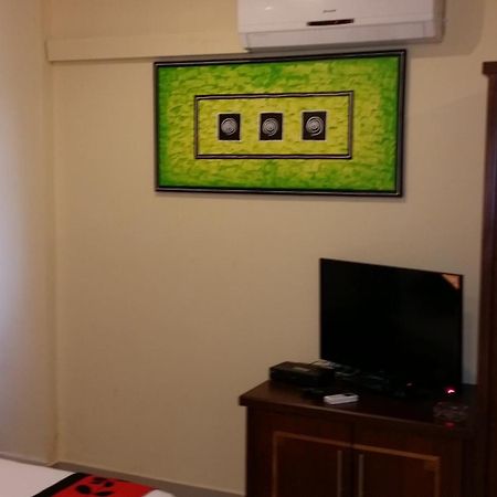 Grand 7 Hotel Thalawathugoda Talawatugoda Habitación foto