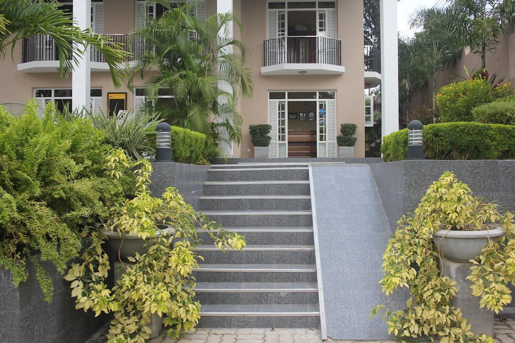 Grand 7 Hotel Thalawathugoda Talawatugoda Exterior foto